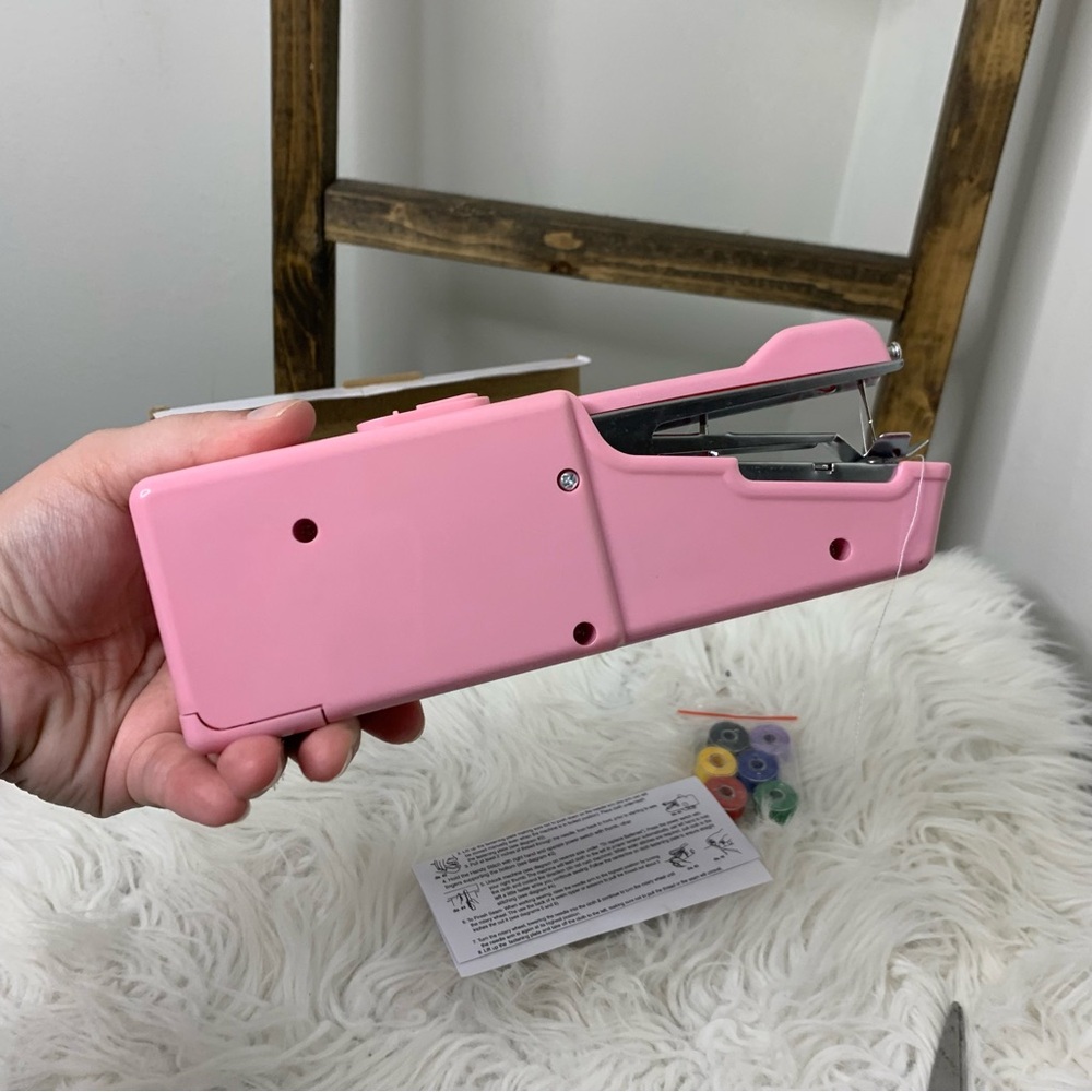 Pink Handheld Sewing Machine - Picture 4 of 6